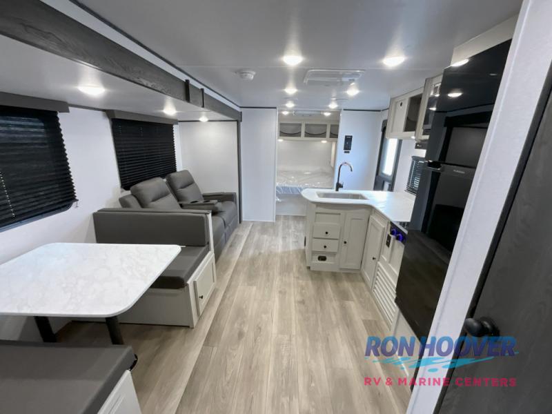 2025 COACHMEN 24RB - Image 26