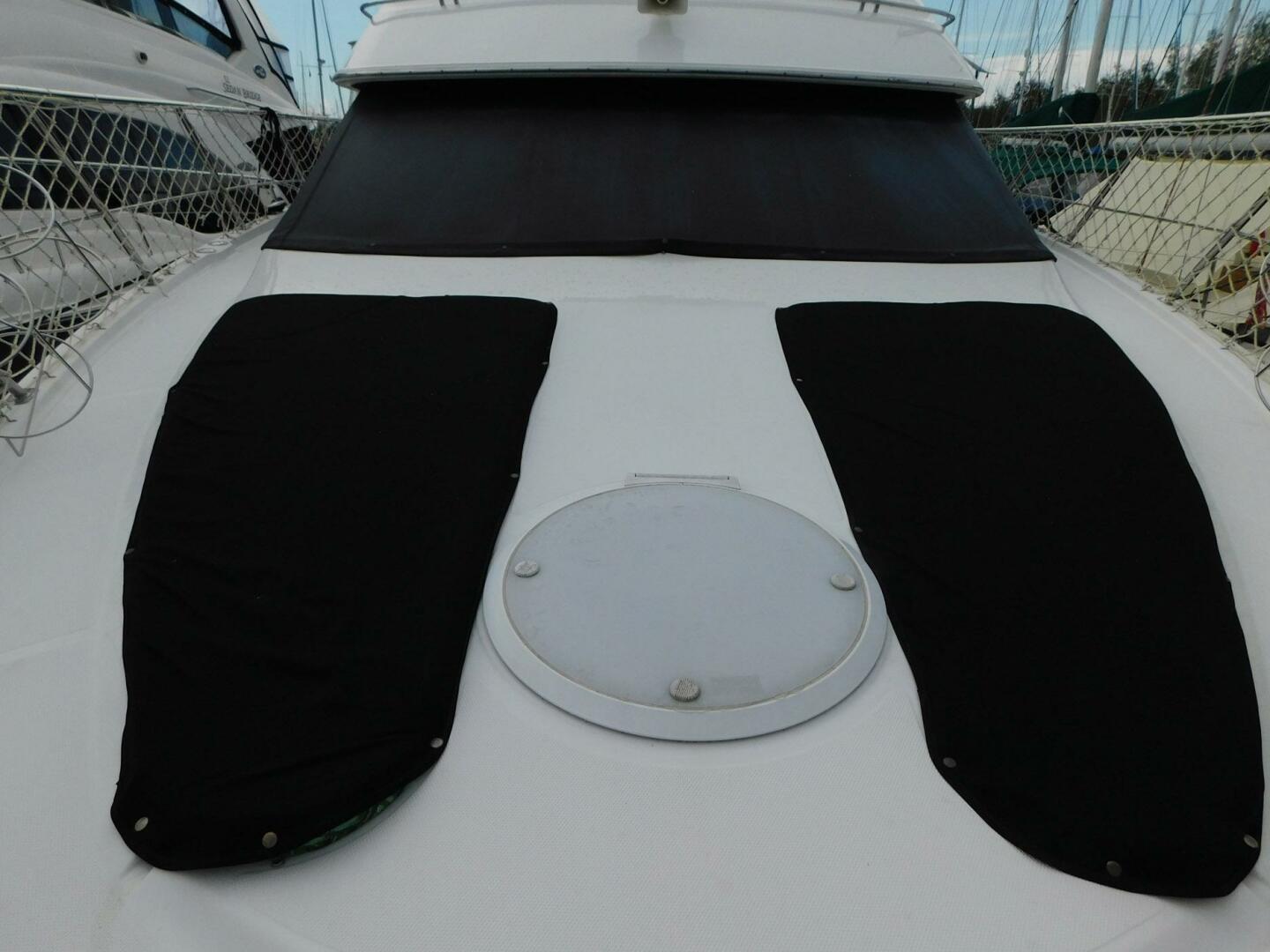 2003 Carver 44 CPMY - Image 12