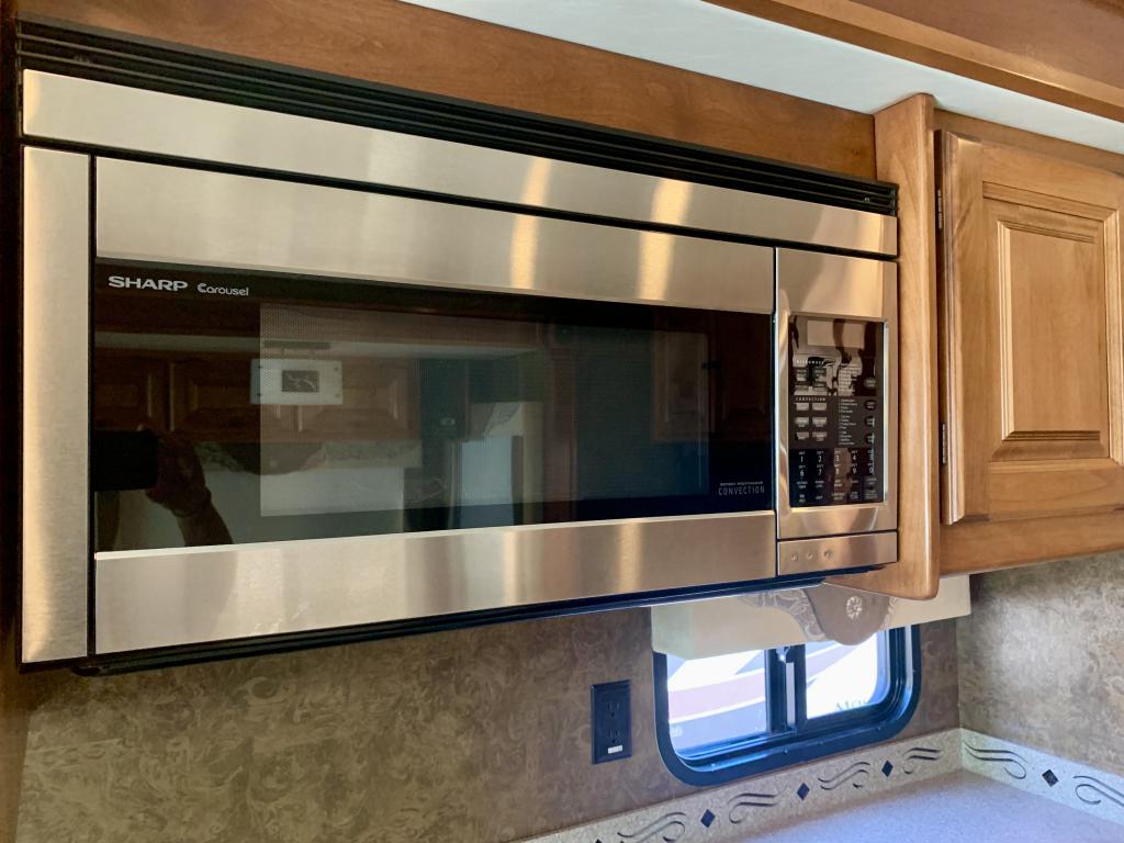 2014 ALLEGRO 36QSA - Image 22