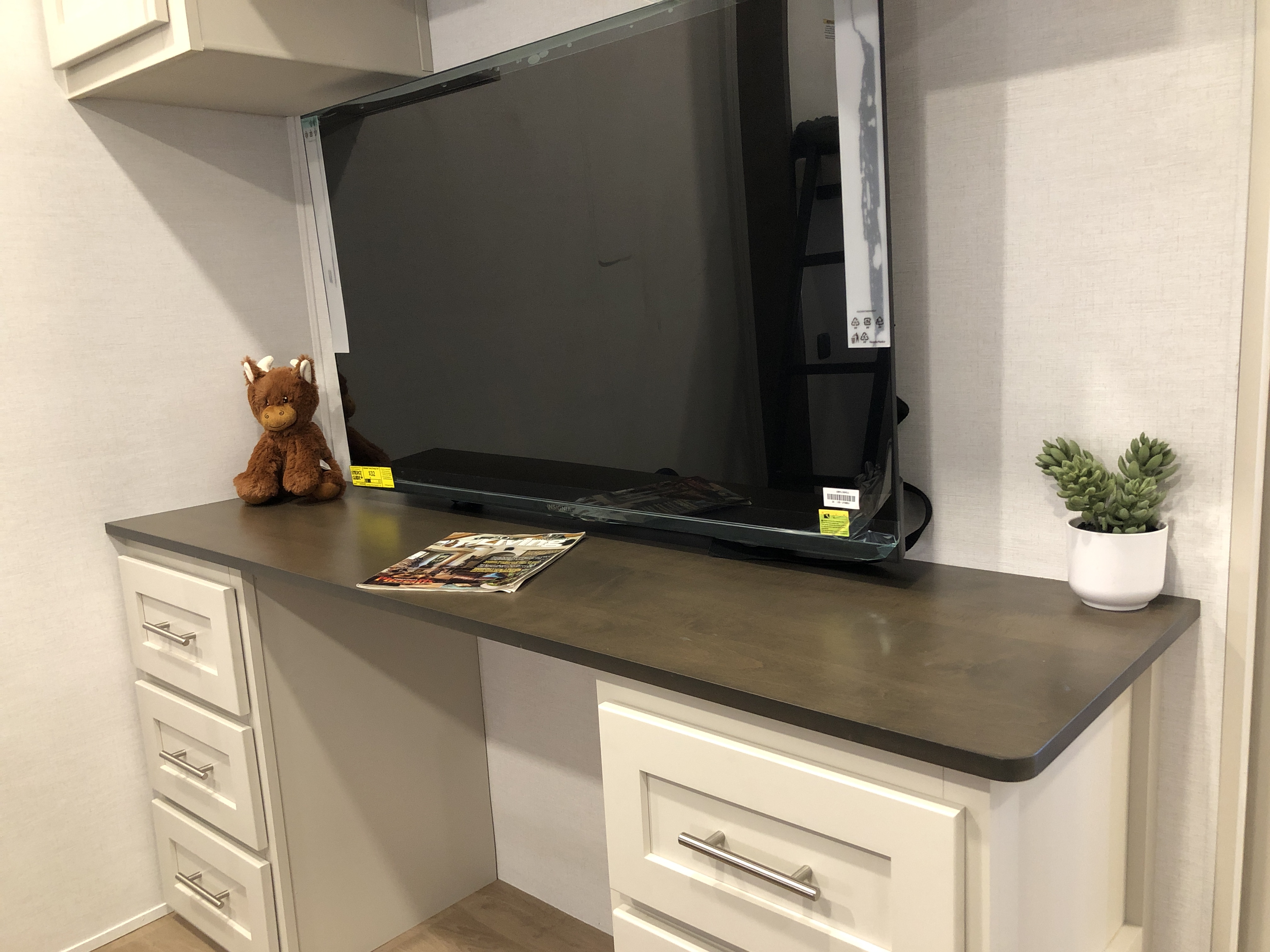 2027 Alliance Avenue All-Access 39MBR - Image 25