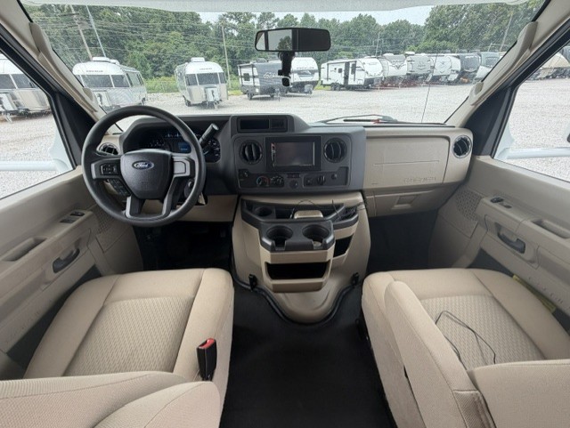 2022 Thor Motor Coach MAGNITUDE GA22 - Image 8