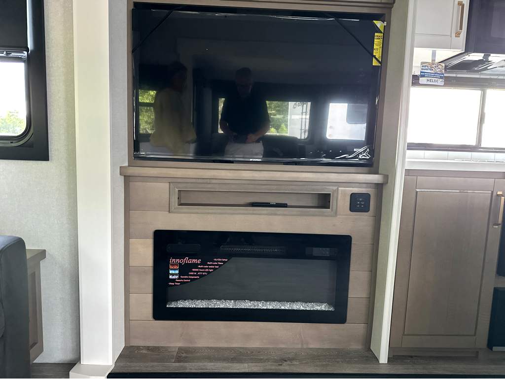 2026 JAYCO EAGLE 321RSTS - Image 10
