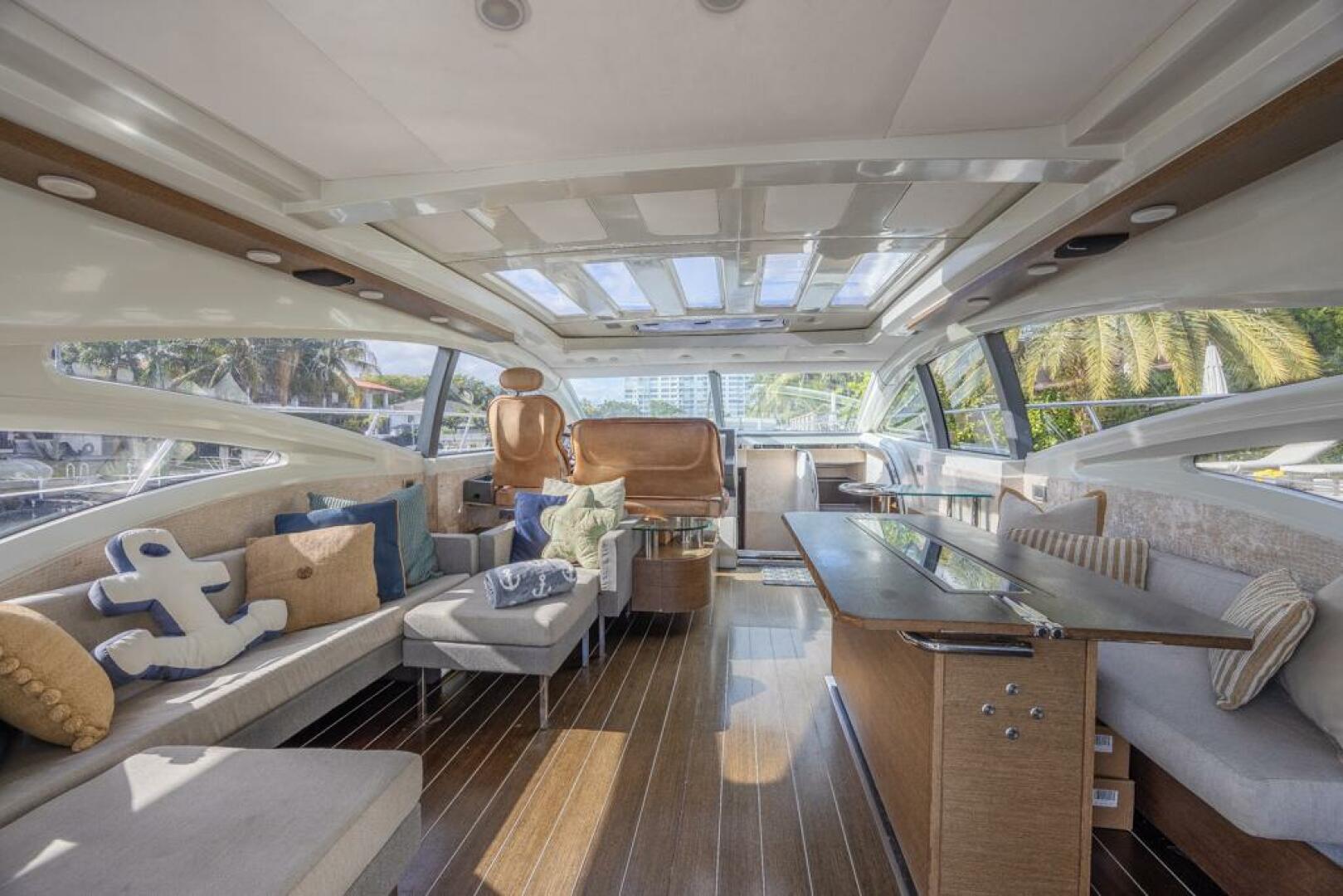 2009 Azimut 68S - Image 17