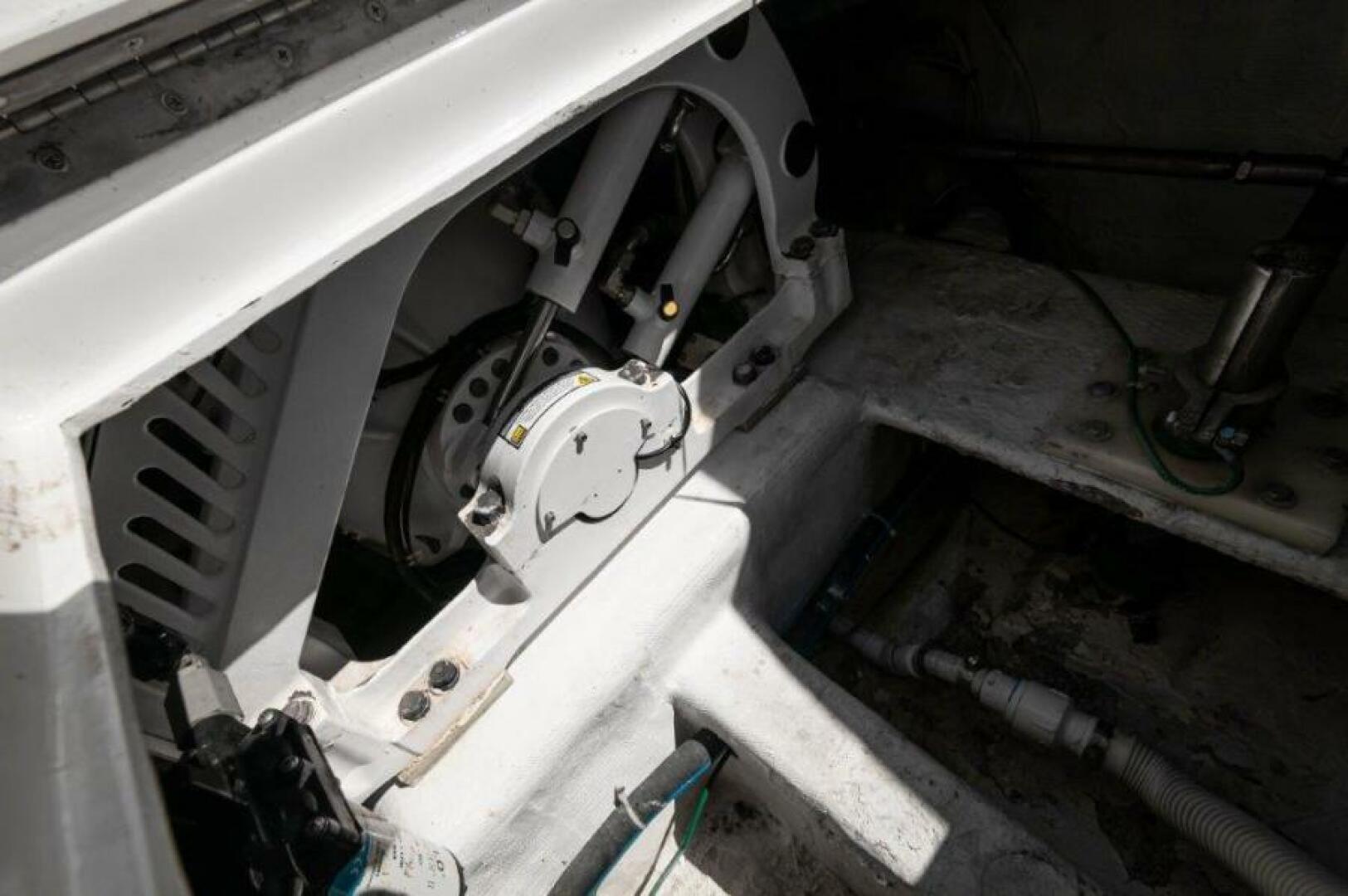 1998 Ocean 48 Super Sport - Image 37