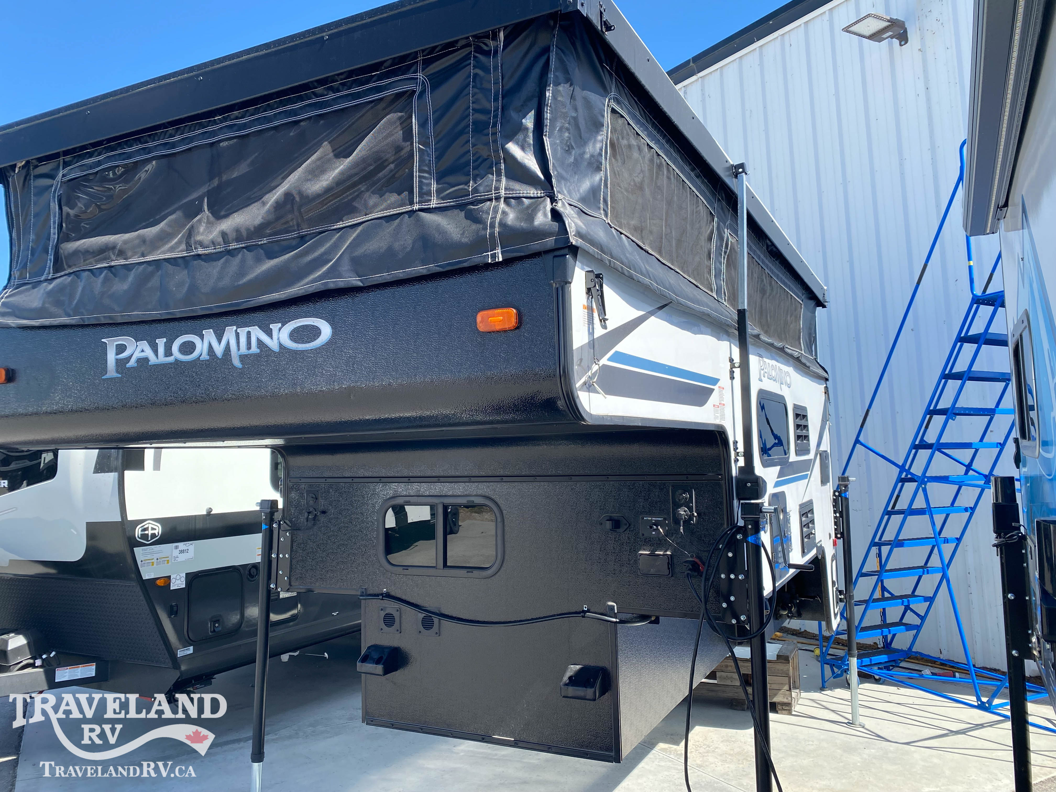 2023 FOREST RIVER PALOMINO SS-1500 - Image 4