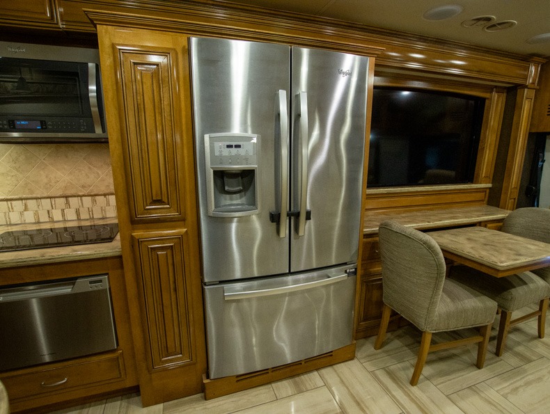 2015 Thor Motor Coach Tuscany 40KQ - Image 8