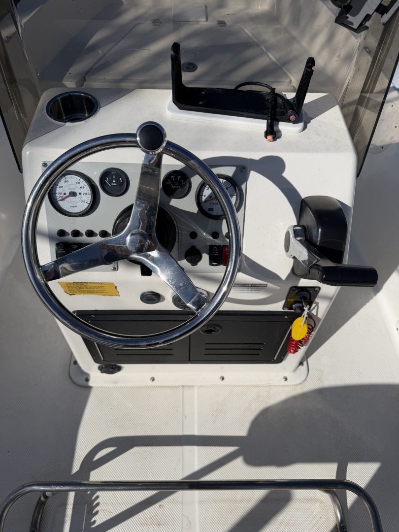 2014 Key West 1720 Sportsman Base - Image 4