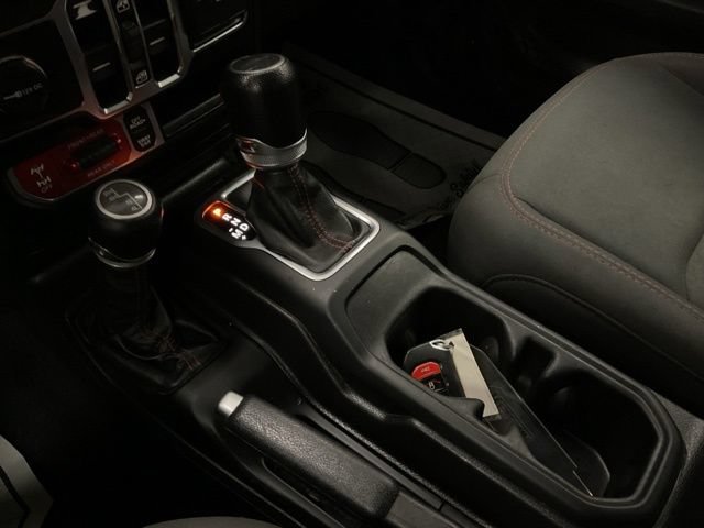2020 Jeep Gladiator Crew Cab Rubicon 4WD - Image 27