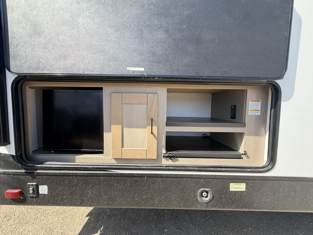 2021 Cruiser RV Shadow Cruiser Ultra-Lite SC327BHS - Image 6