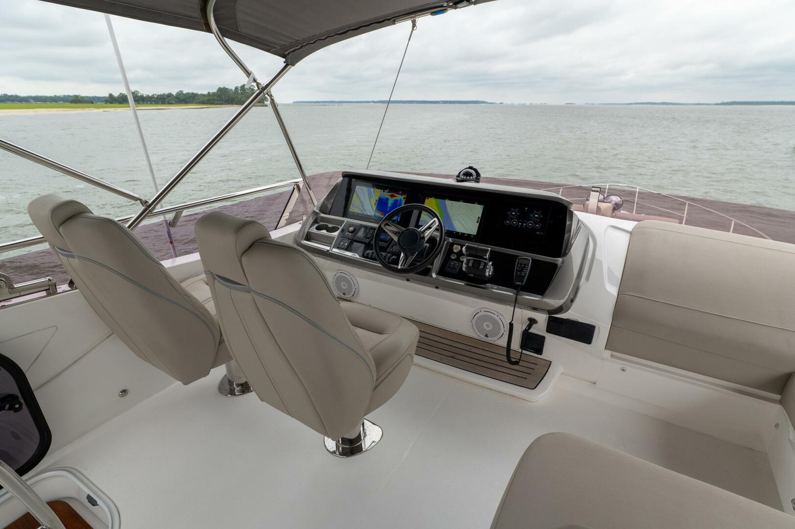 2021 Princess S62 - Image 31