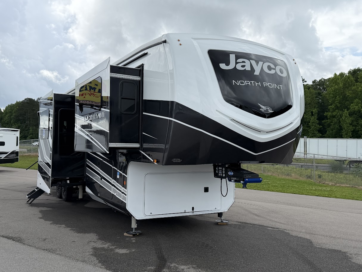 2026 JAYCO NORTH POINT 382FLRB - Image 1