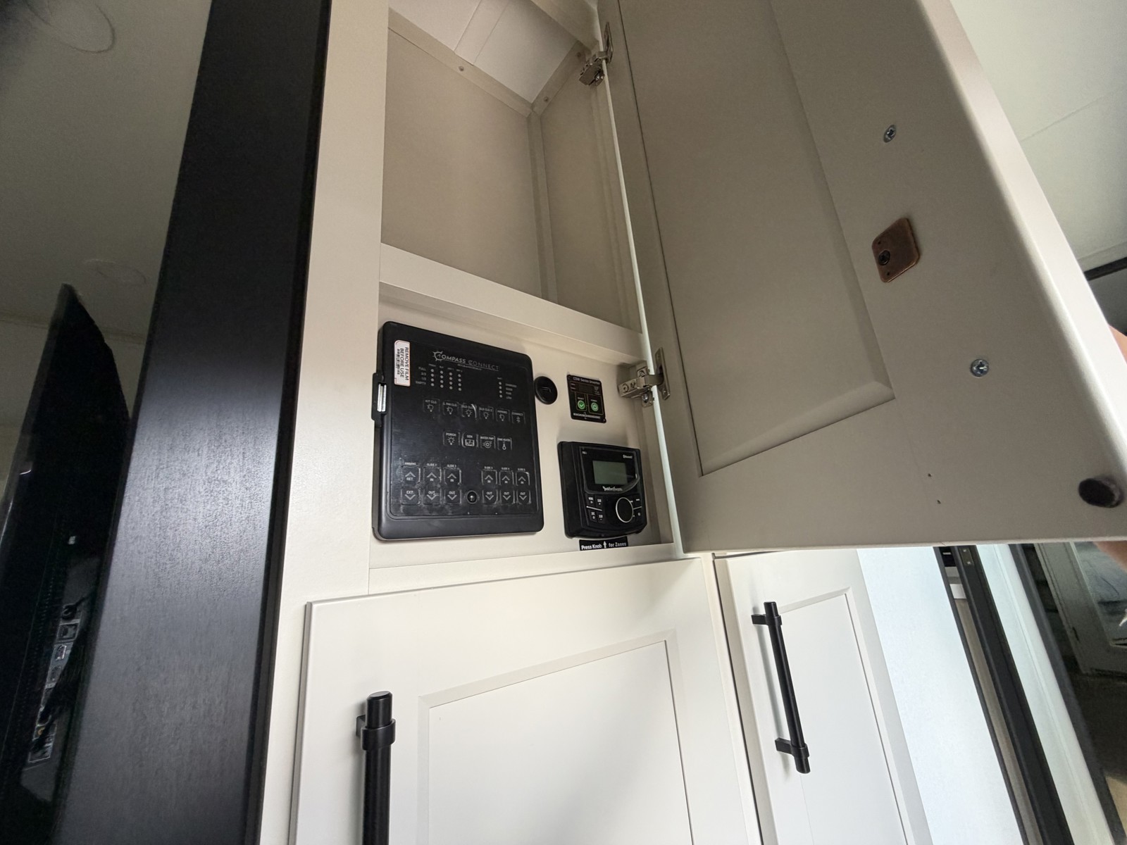 2026 GRAND DESIGN 390RK - Image 34