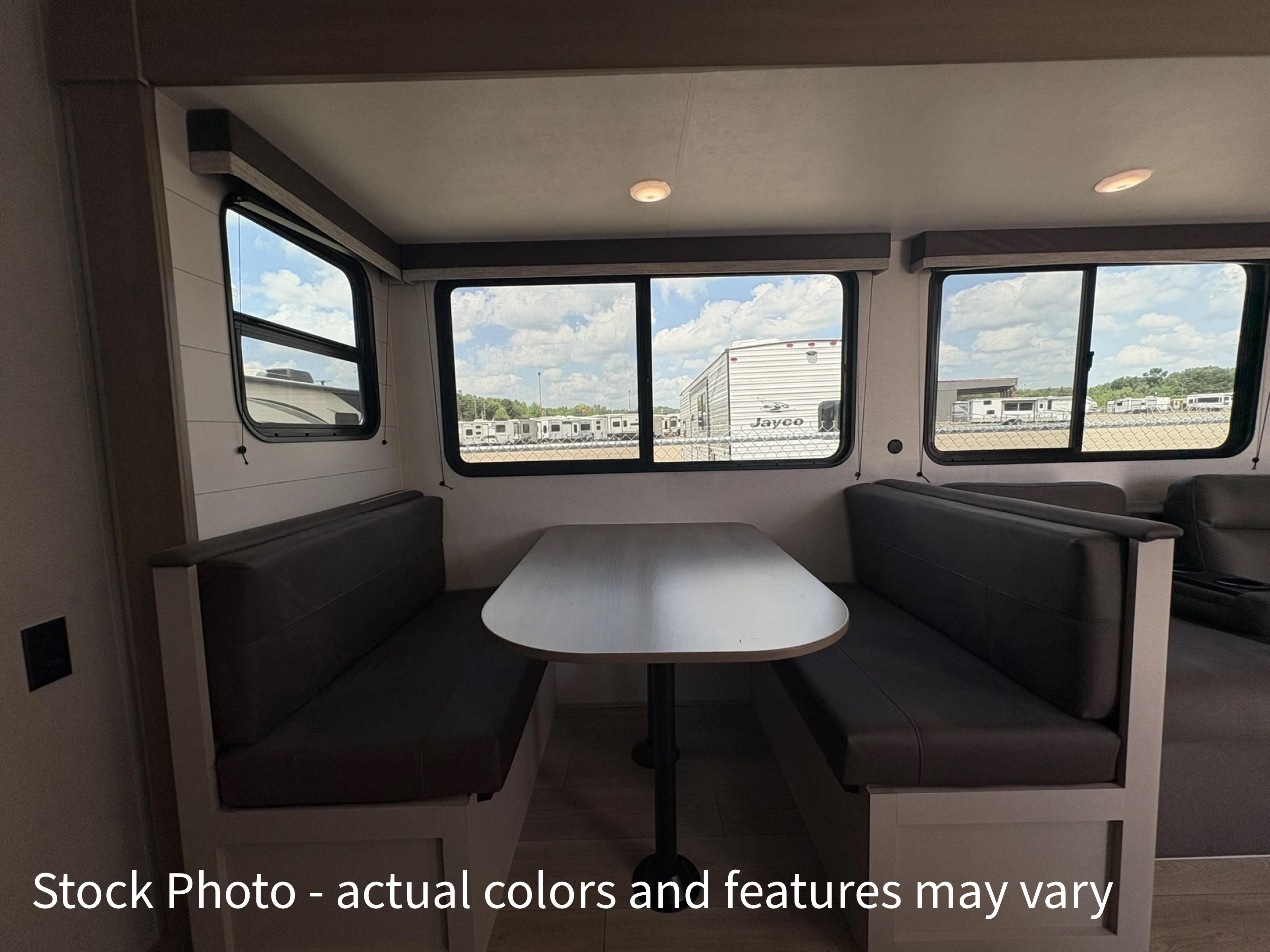 2027 Jayco Jay Flight SLX 261BHS - Image 21
