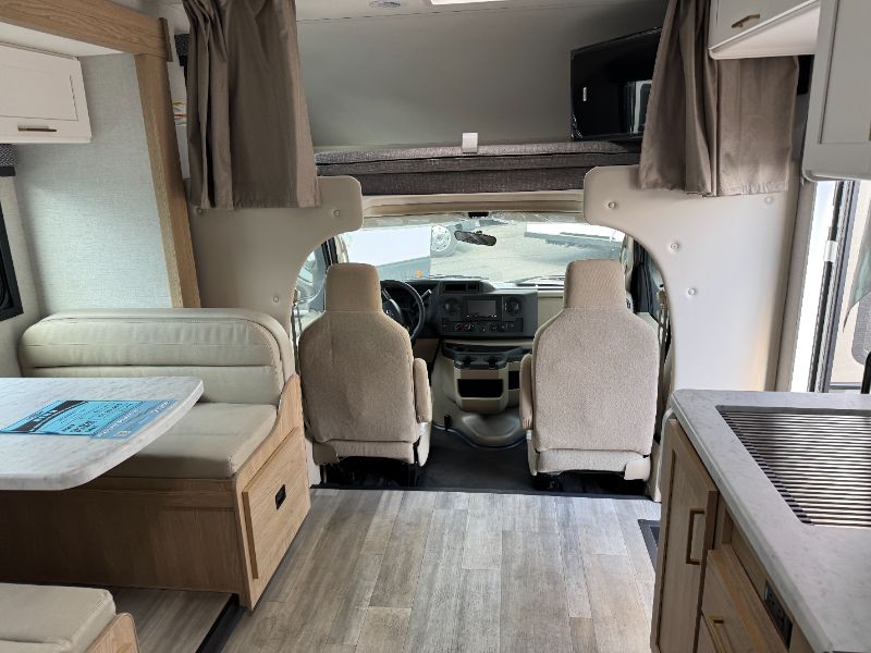 2026 Thor Motor Coach Four Winds 25Z - Image 19