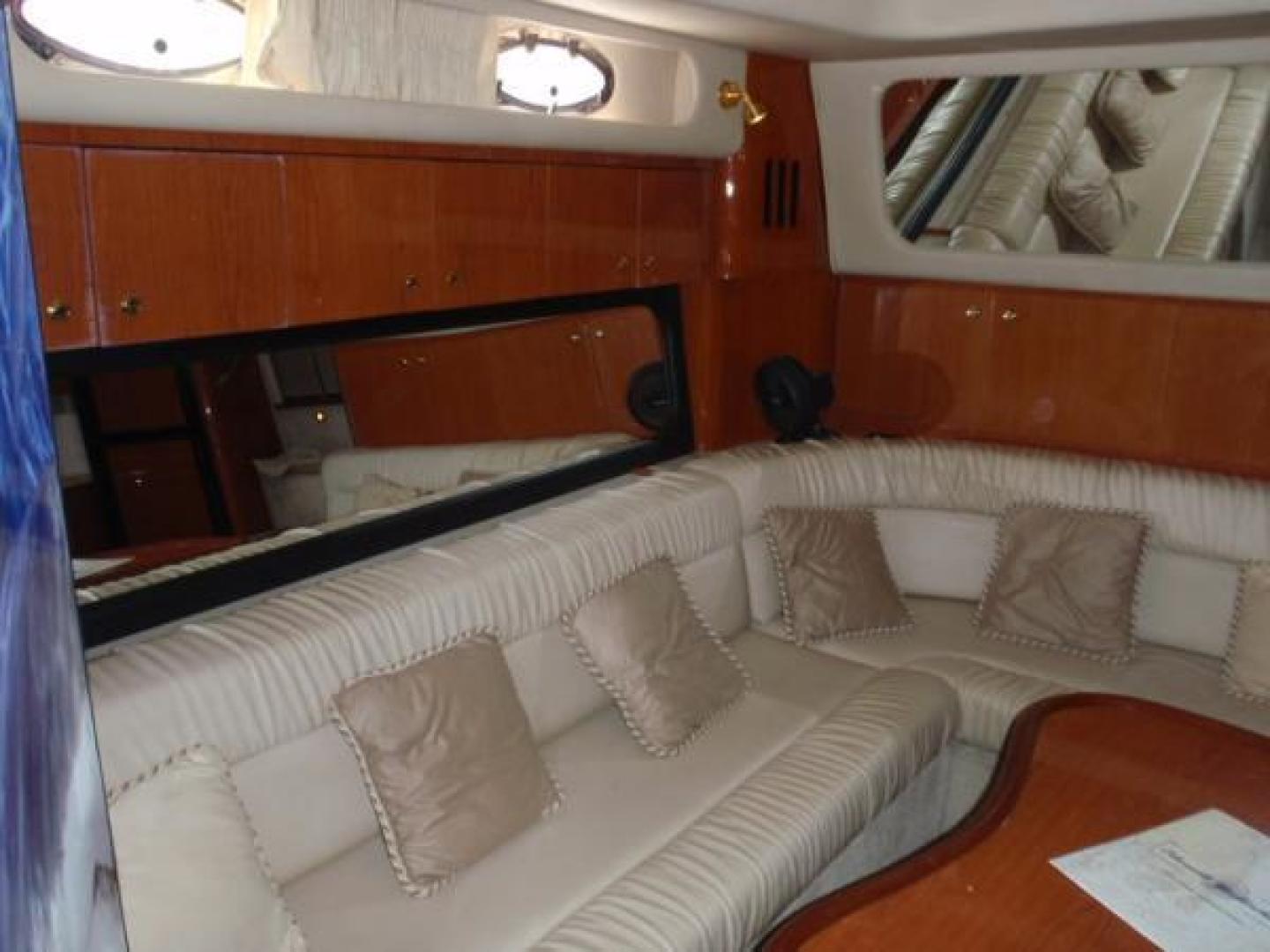 1999 Sea Ray Express Cruiser - Image 11