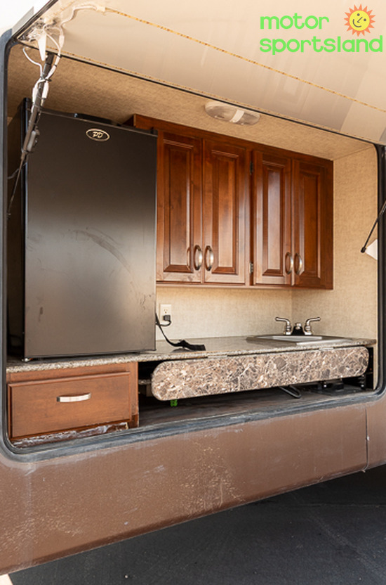 2014 Keystone Laredo 3325TG - Image 12