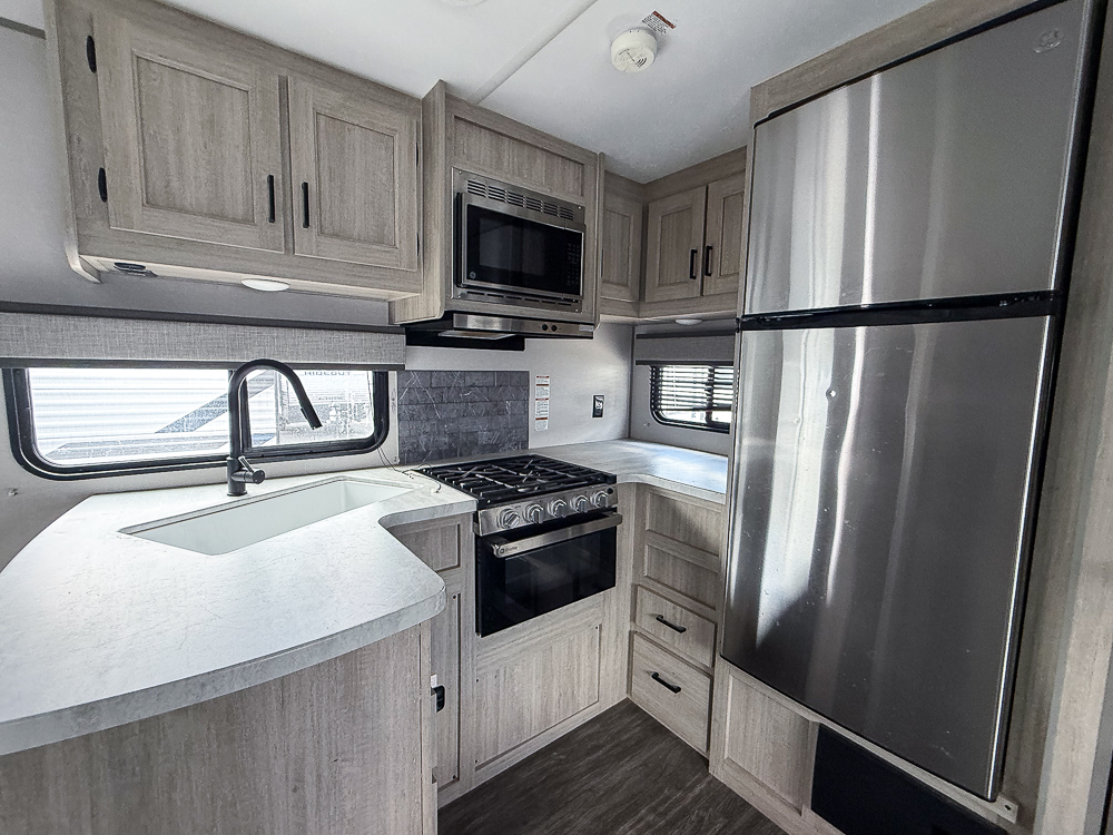 2024 FOREST RIVER 31KDS - Image 30