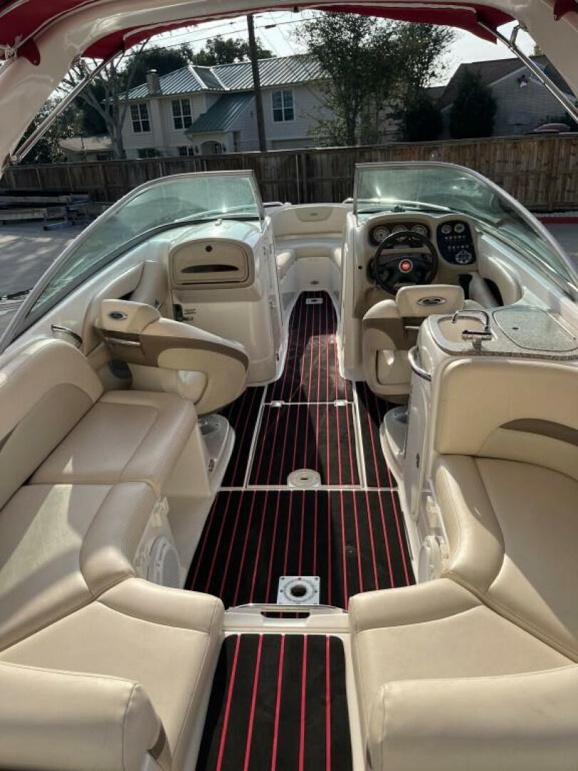 2006 Chaparral 256 SSi Base - Image 10