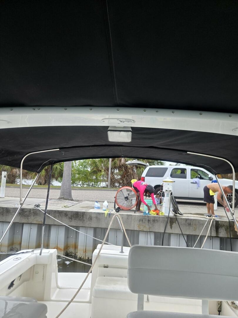 2002 Tiara Yachts 3500 Open - Image 15