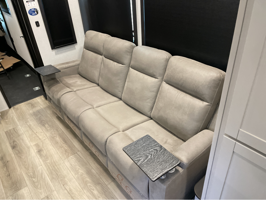 2026 Jayco Seismic 413 - Image 20