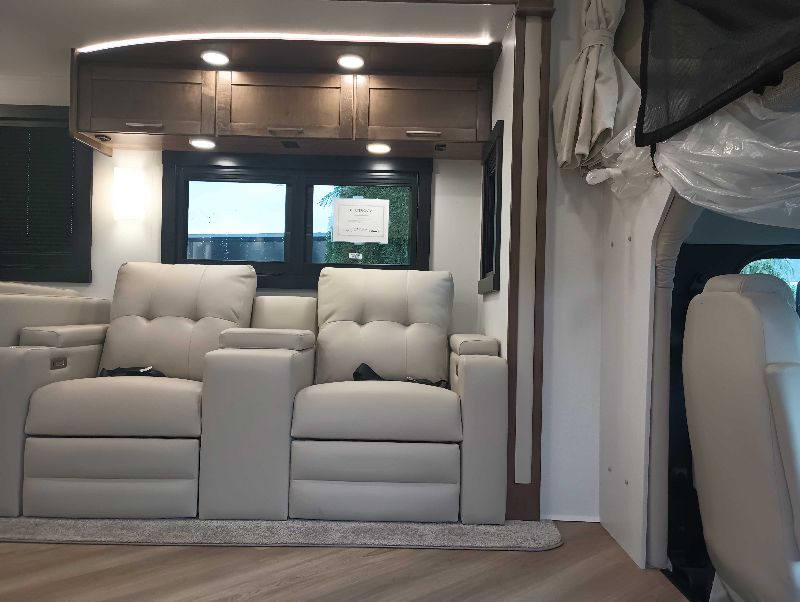 2026 Entegra Coach Accolade 37M - Image 5