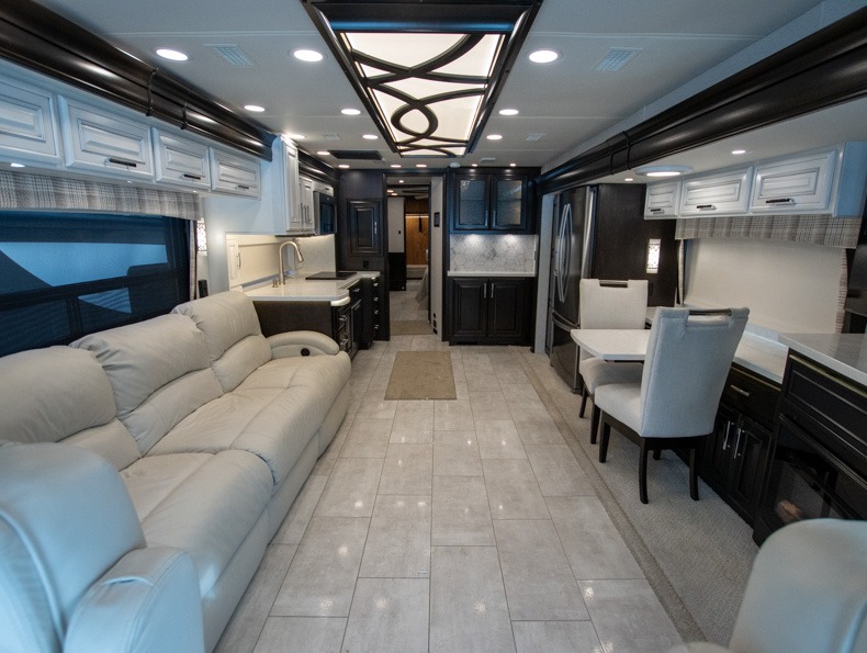 2022 Entegra Coach Anthem 44Z - Image 5