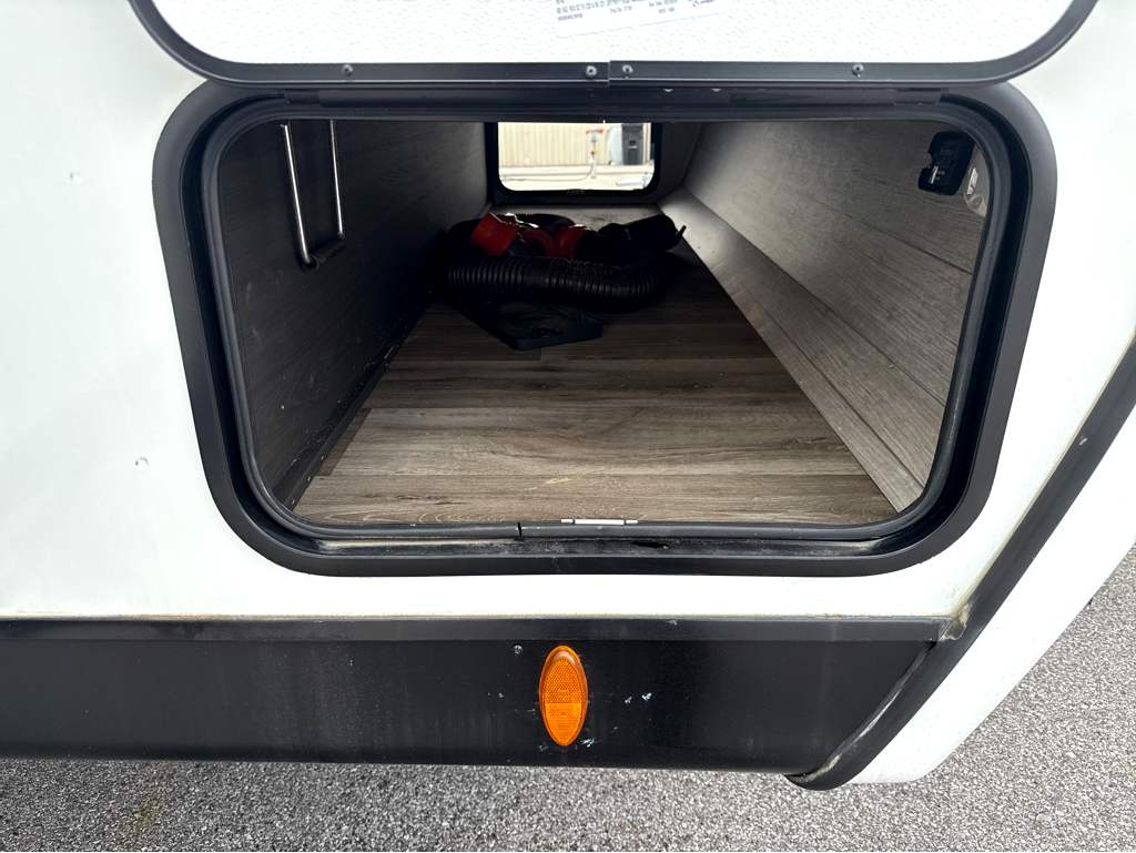 2025 VENTURE RV SPORTTREK 292VRB - Image 7