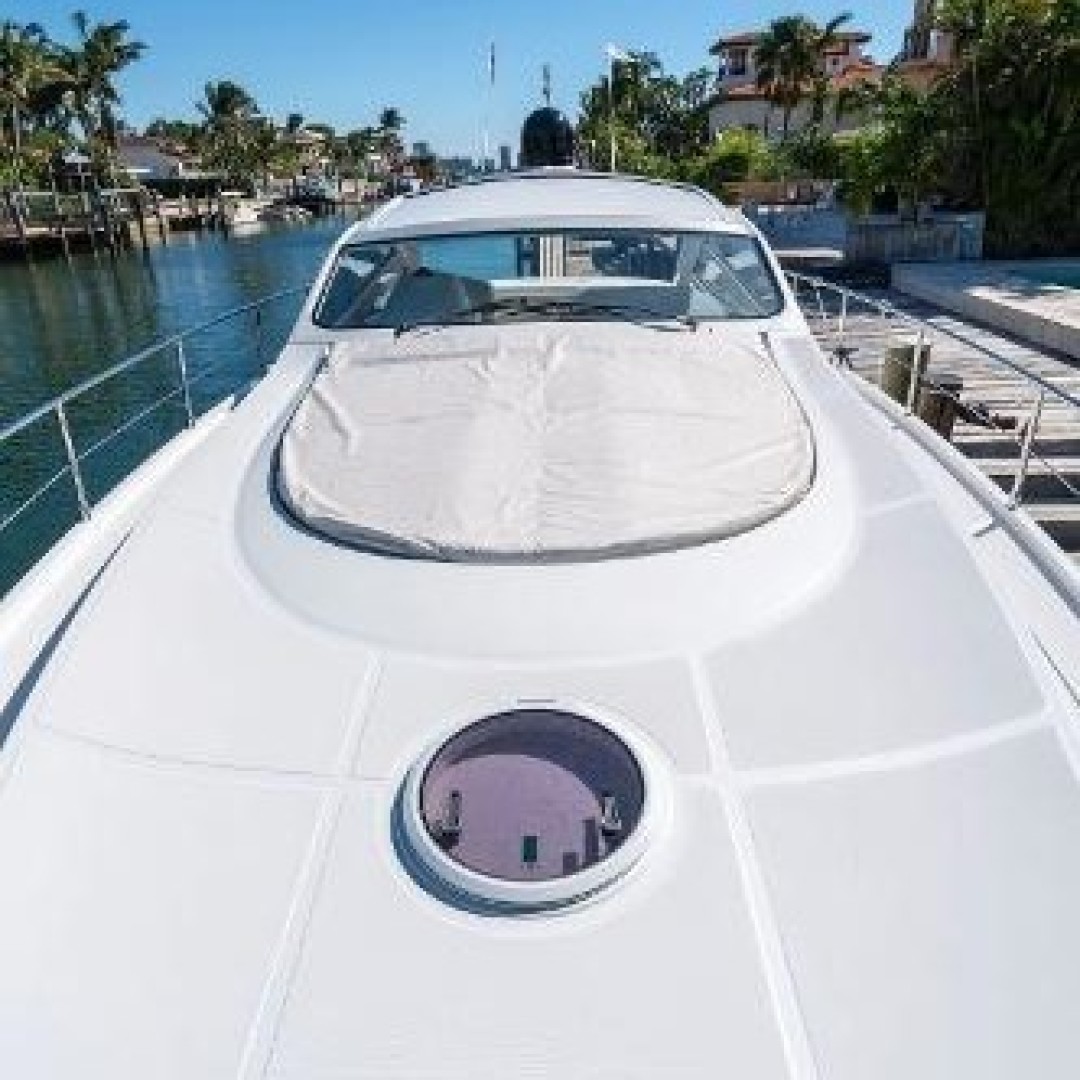2008 Pershing - Image 4