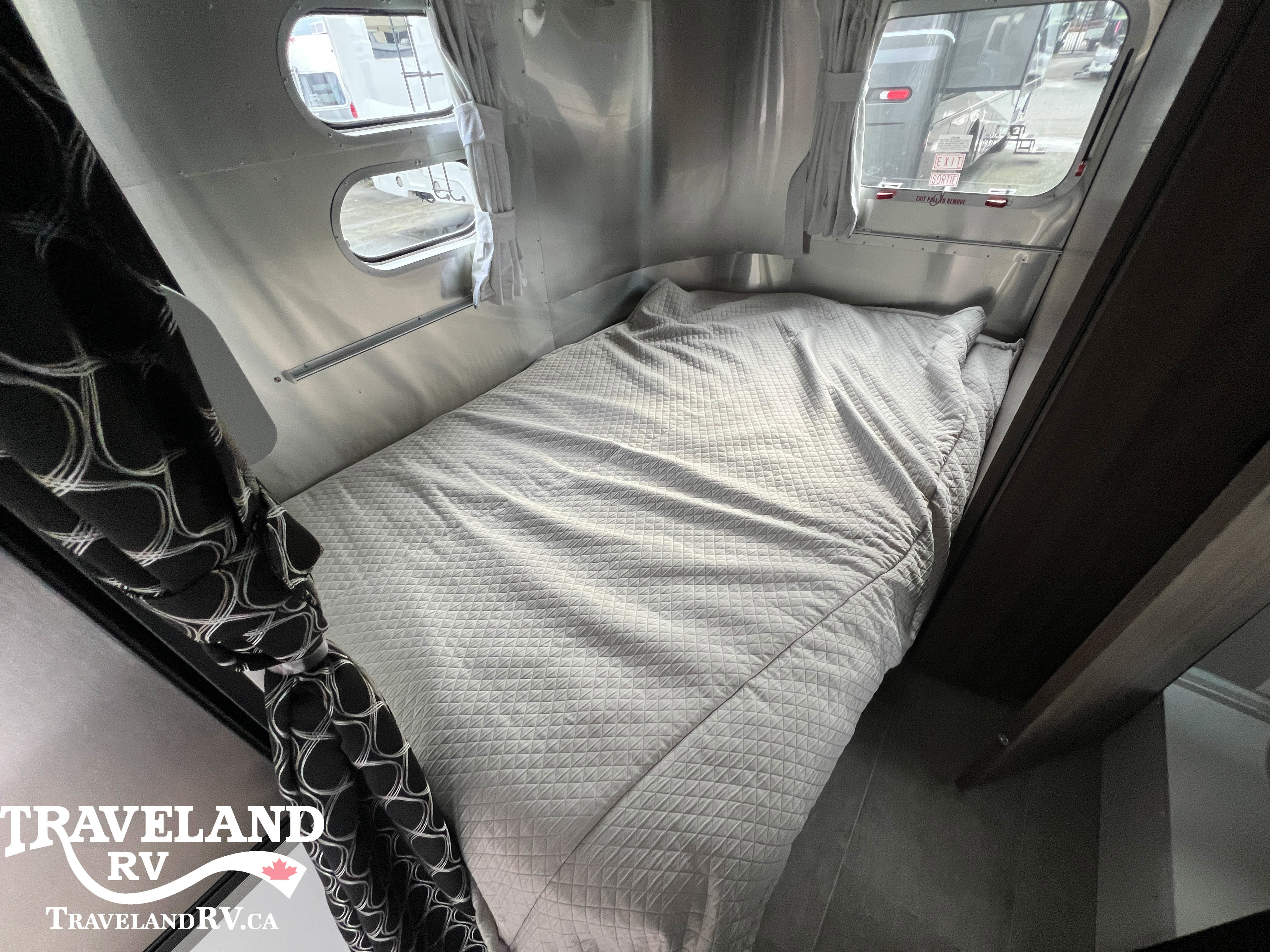 2024 Airstream Caravel 19CB - Image 14
