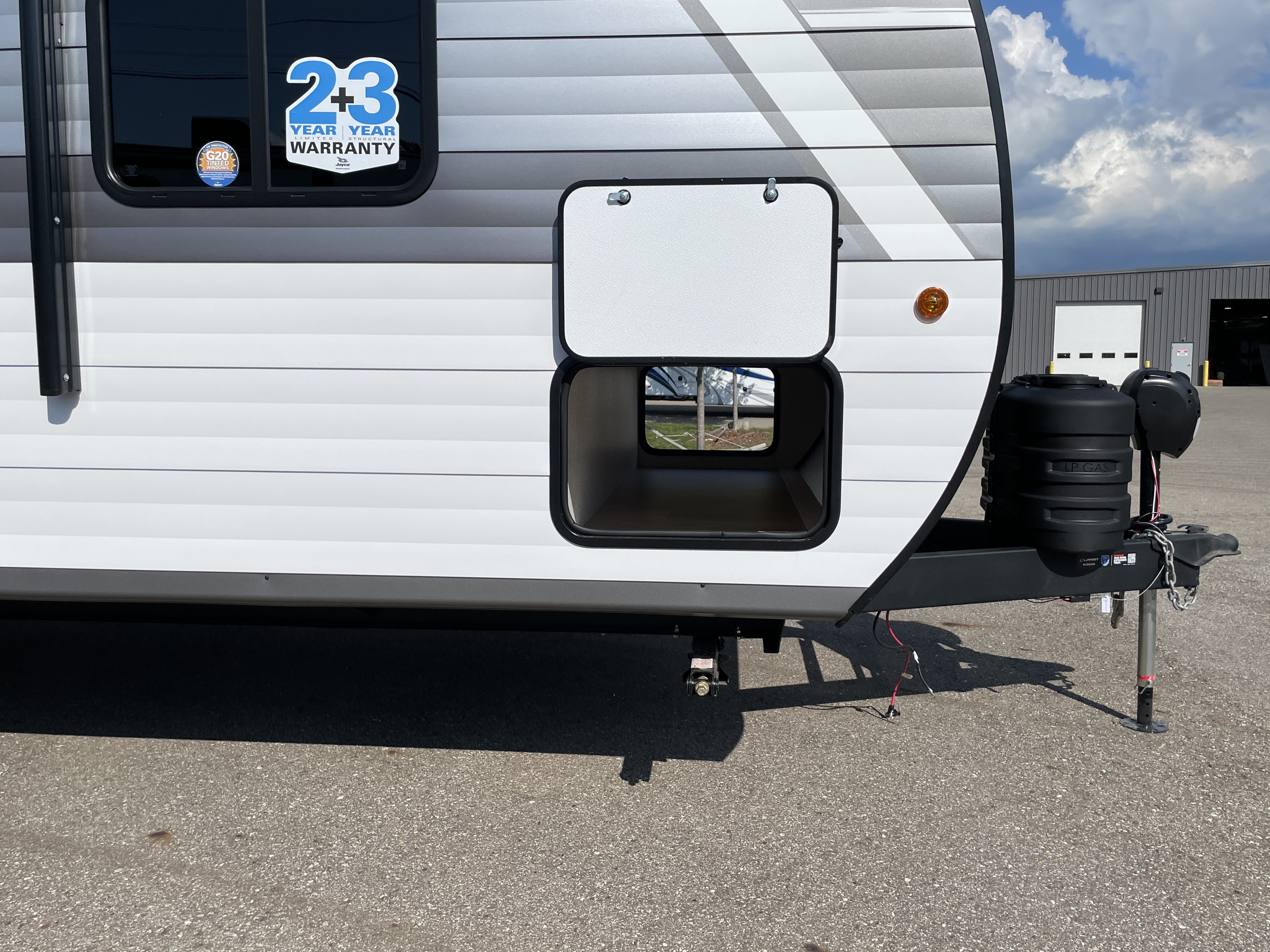 2027 Jayco Jay Flight 260BH - Image 2