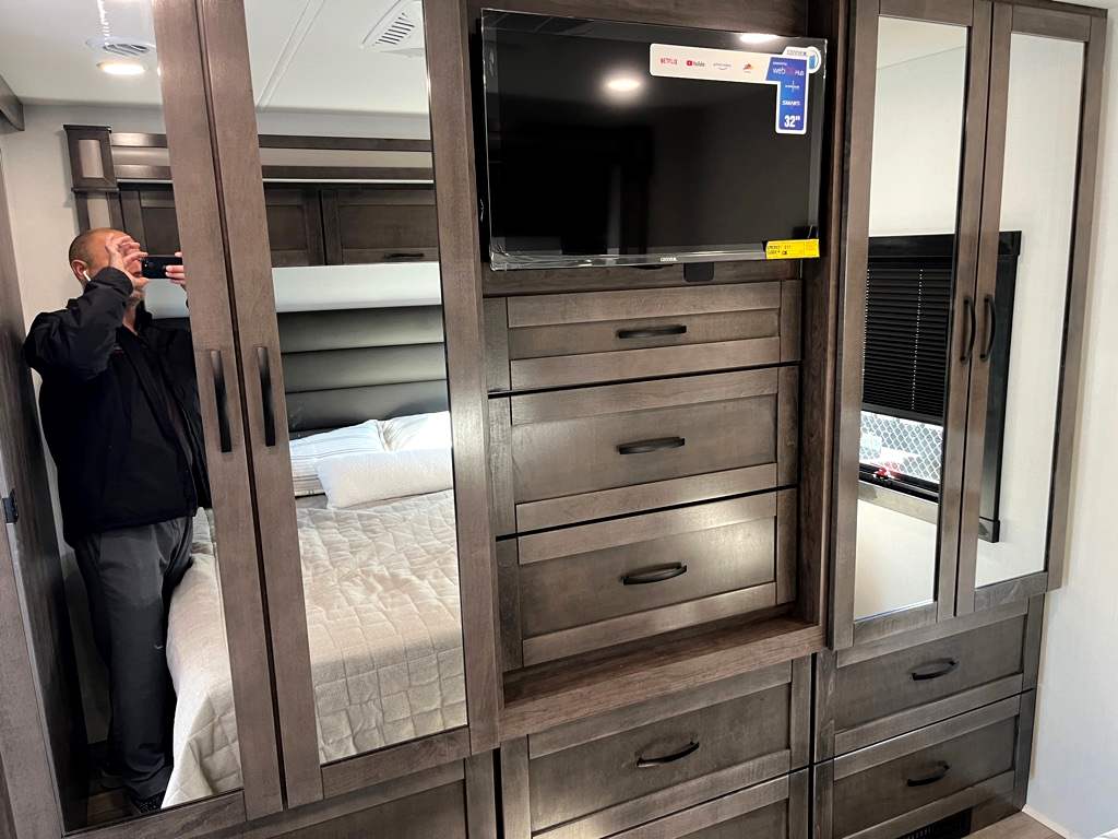 2026 JAYCO PRECEPT 31UL - Image 25