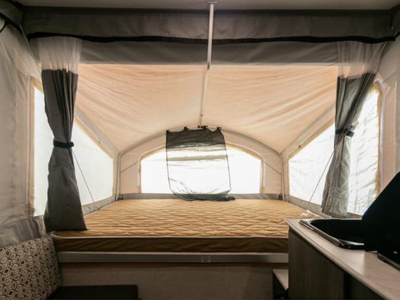 2020 Coachmen Clipper Classic 1285 SST - Image 17