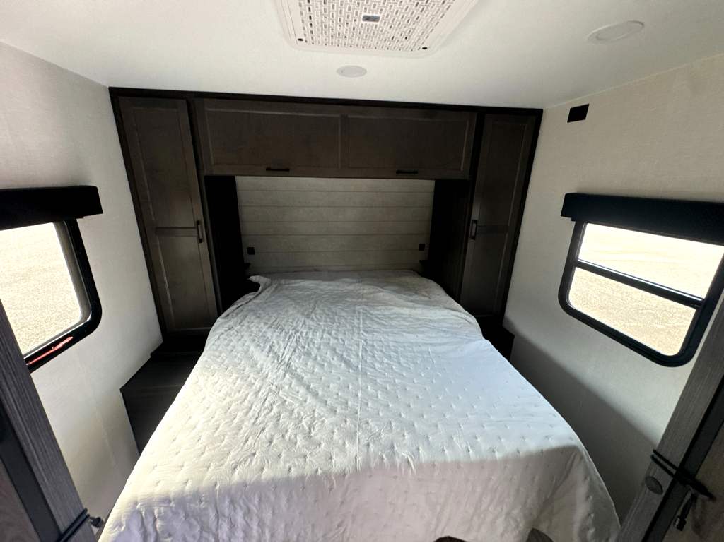 2027 VENTURE RV STRATUS 291VQB - Image 19