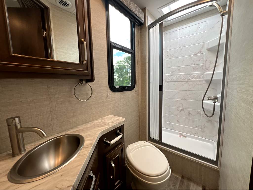 2022 JAYCO MELBOURNE 24L - Image 15