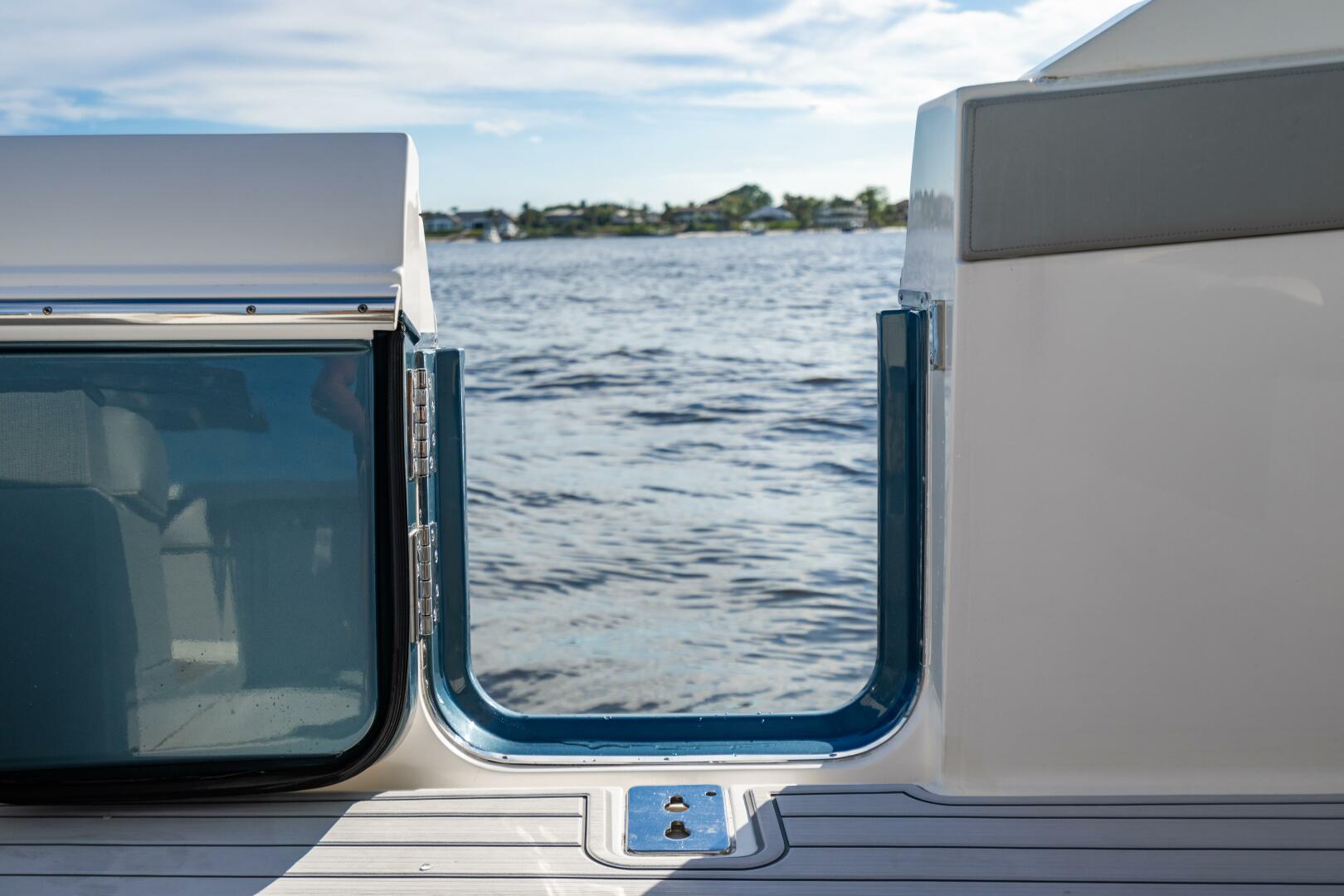 2022 Tiara Yachts 43 LS - Image 45