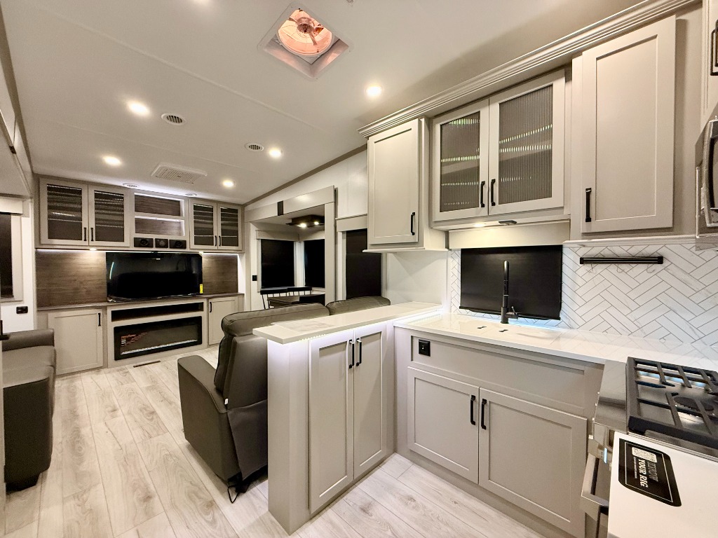 2026 High Country 311RD - Image 13