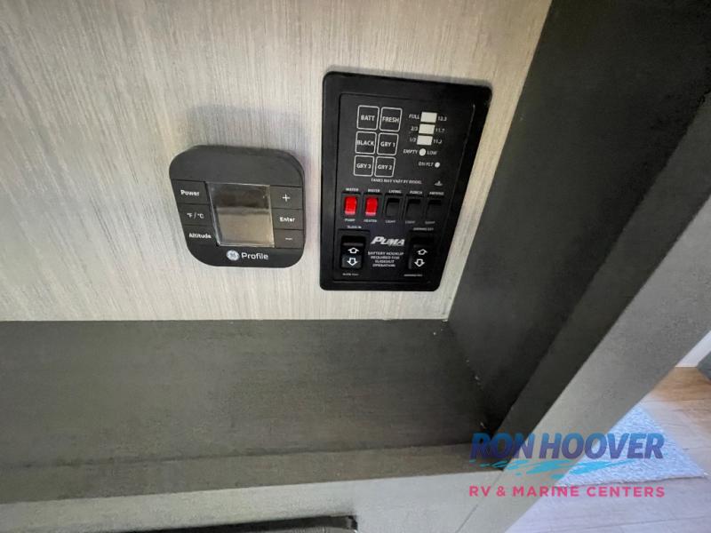2026 PALOMINO 337BH - Image 23