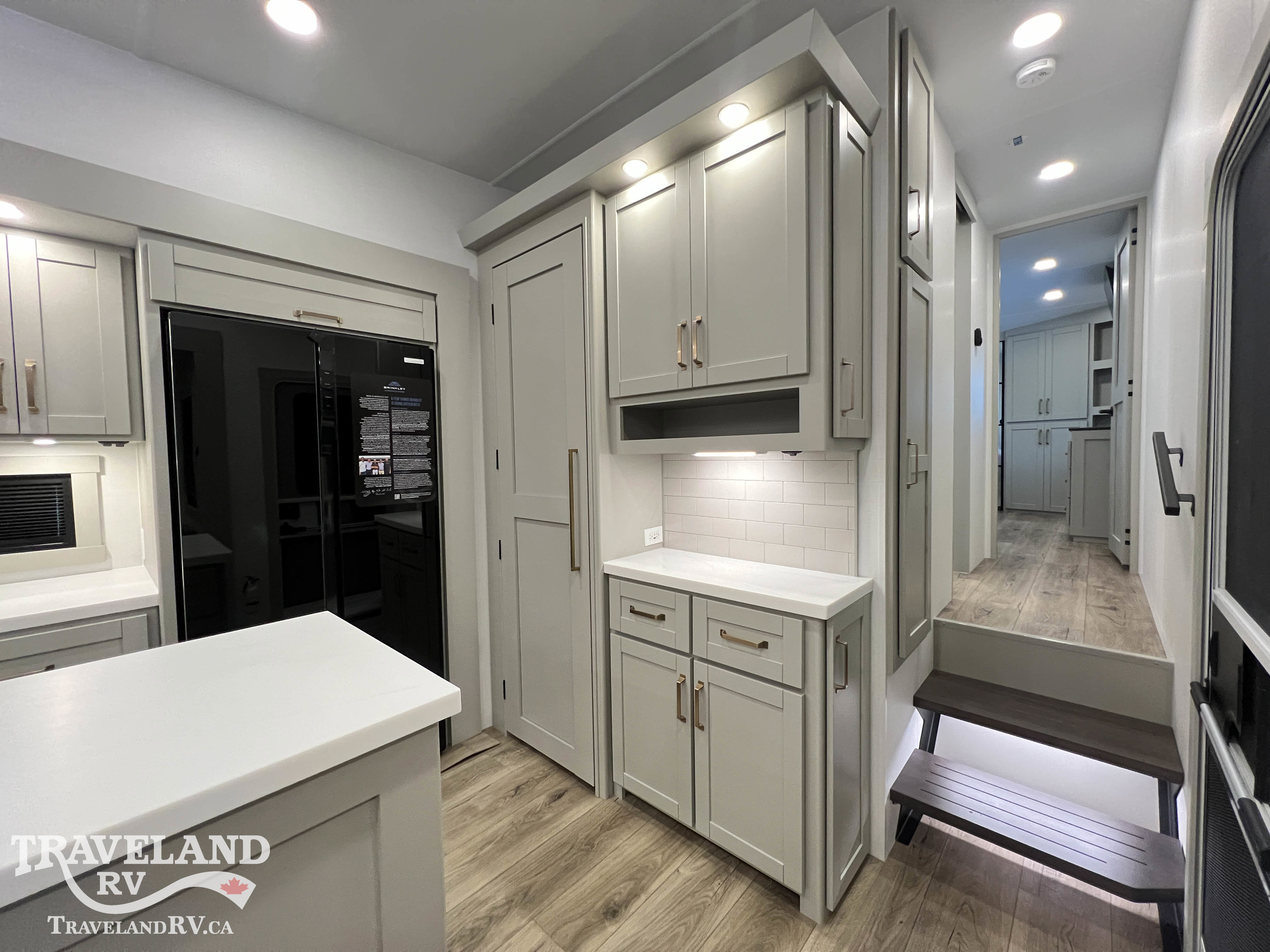 2026 Brinkley RV Model Z 3600 - Image 24