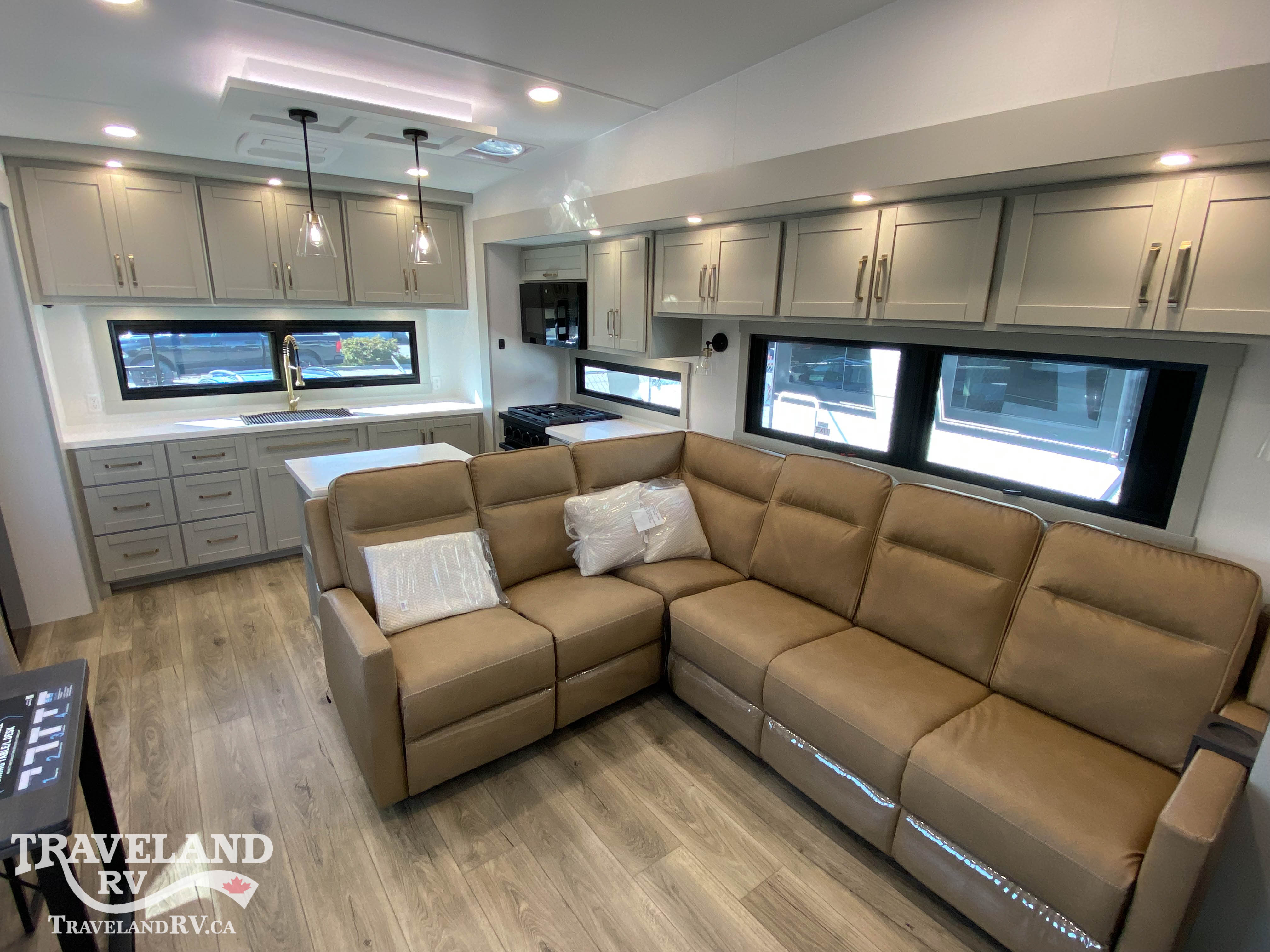 2026 Brinkley RV Model Z 3200 - Image 7
