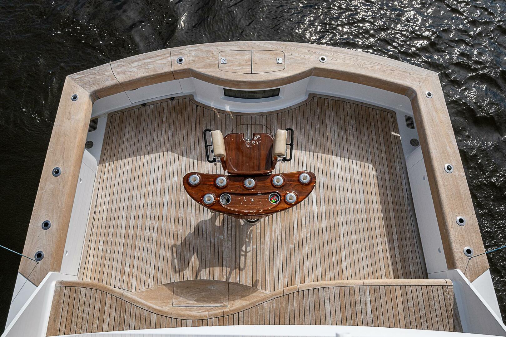 2017 F&S Cusotm Express Sportfish - Image 20