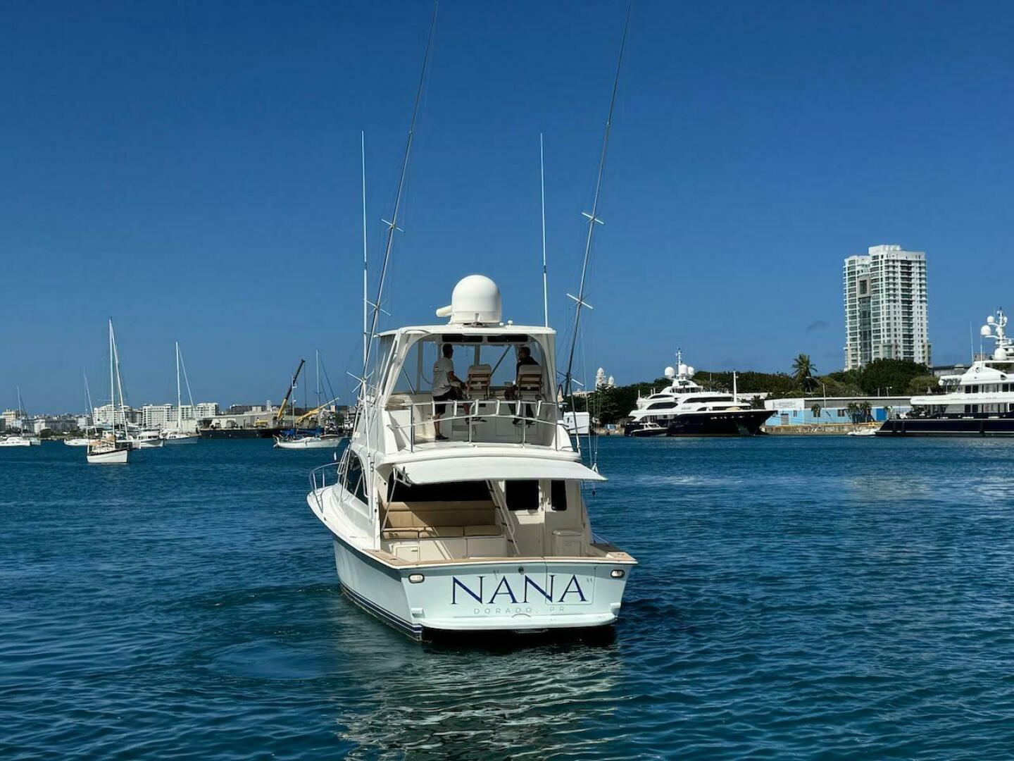 2000 Ocean Yachts 48 Convertible - Image 12