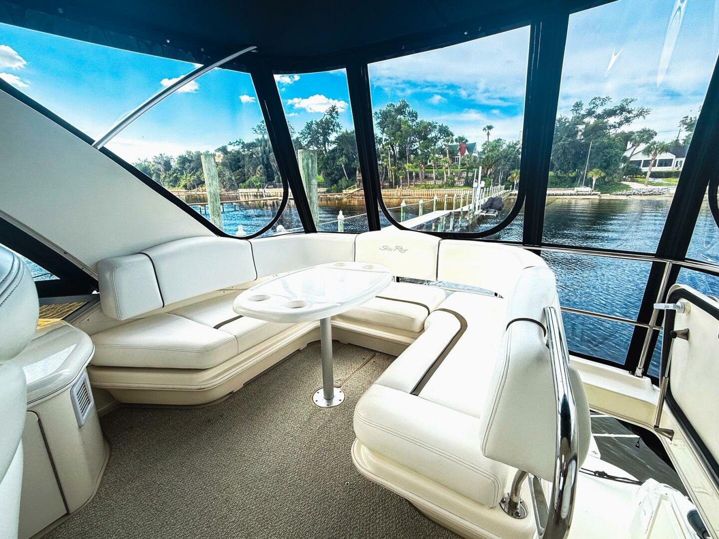 2008 Sea Ray 44 Sedan Bridge - Image 7