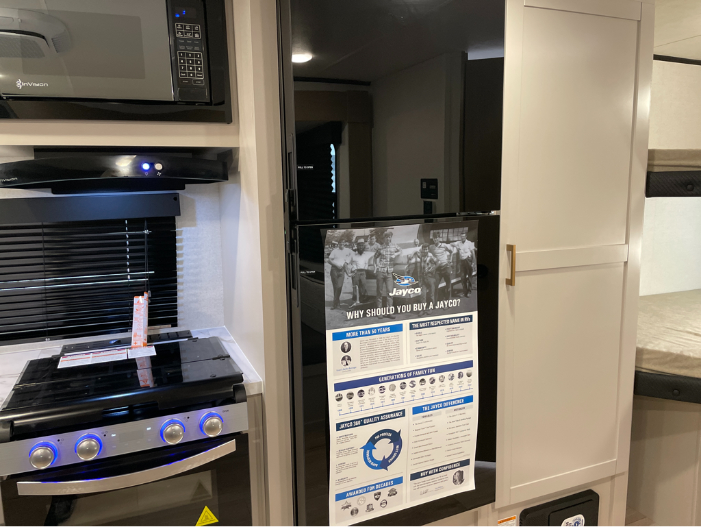 2027 Jayco Jay Feather SL 26BHSL - Image 15