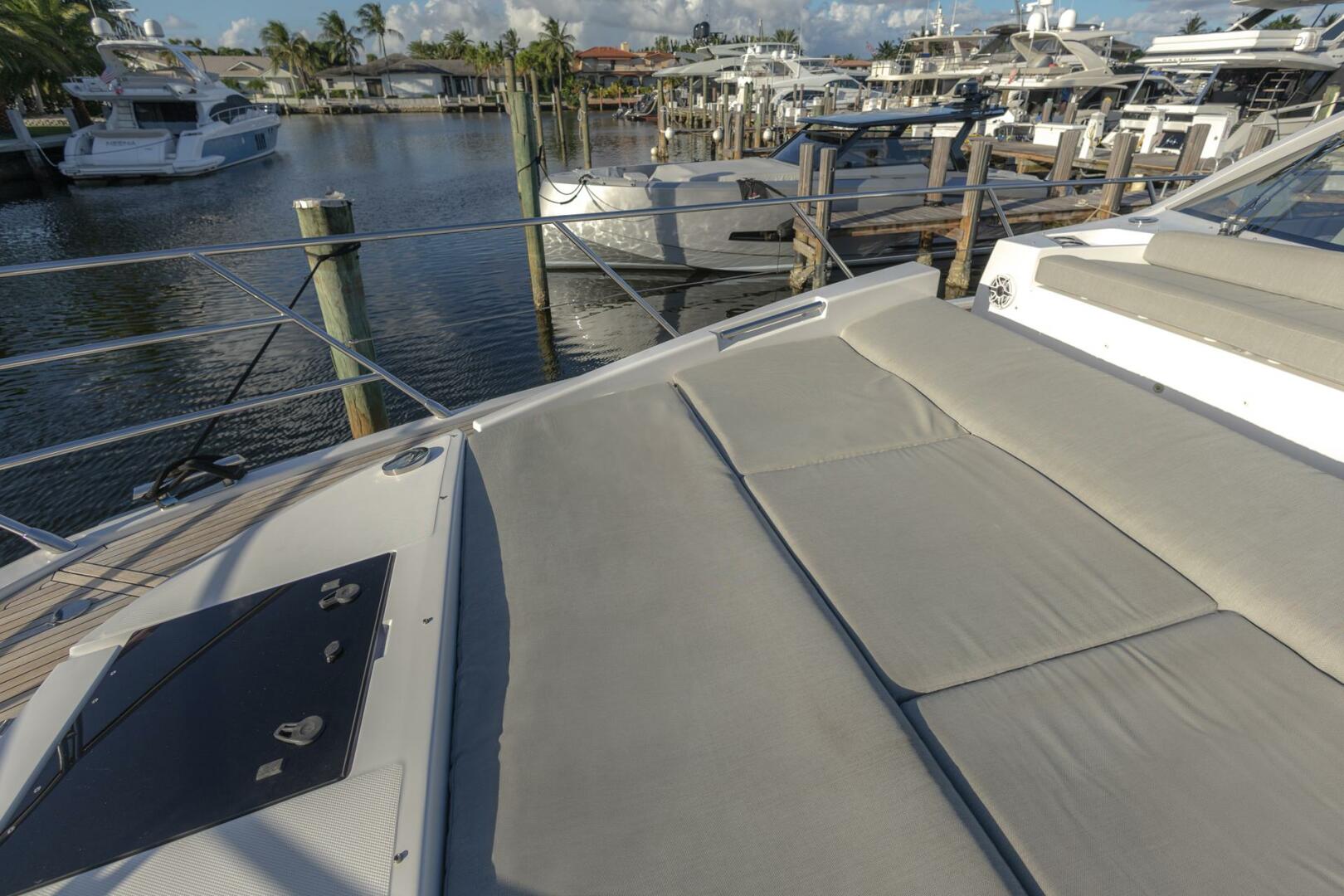 2023 Azimut S6 Sport-Fly - Image 39