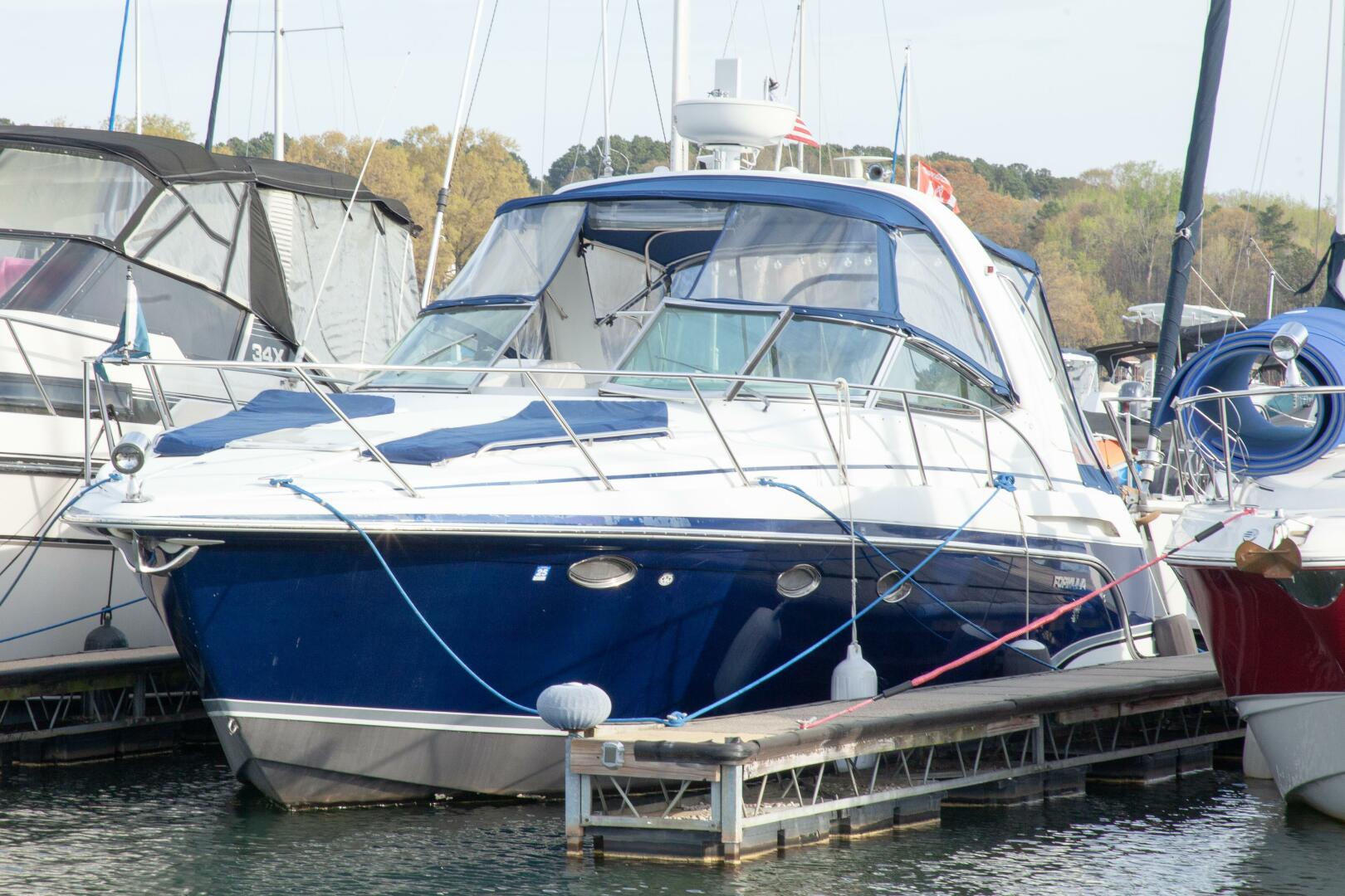 2006 Formula 31 Performance Cruiser - Image 6