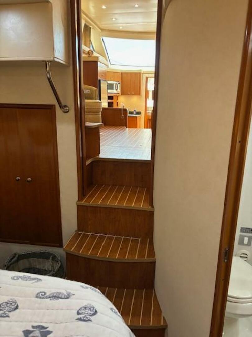 2006 Carver 43 Motor Yacht - Image 122