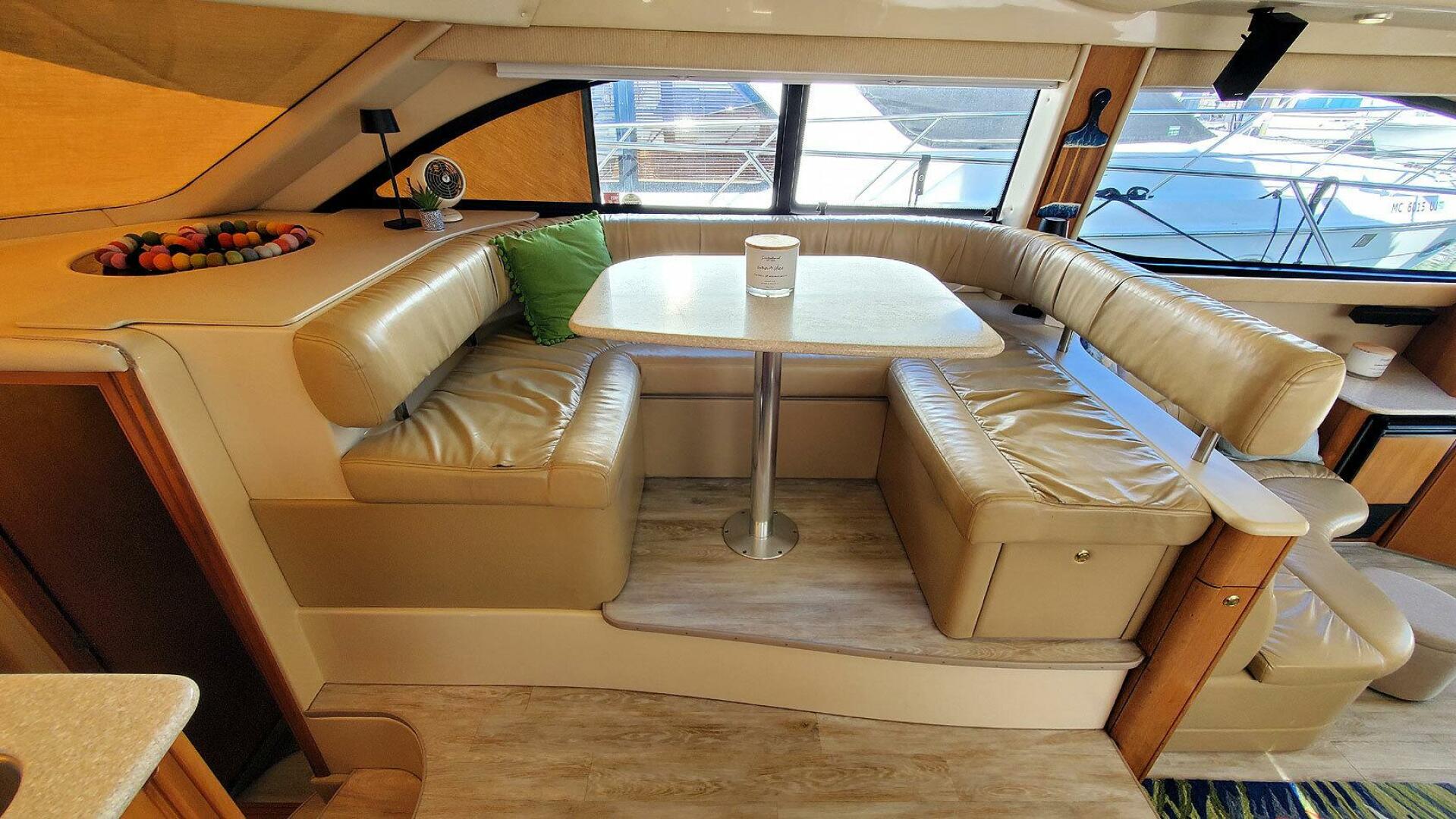2004 Meridian 411 Sedan Bridge - Image 17