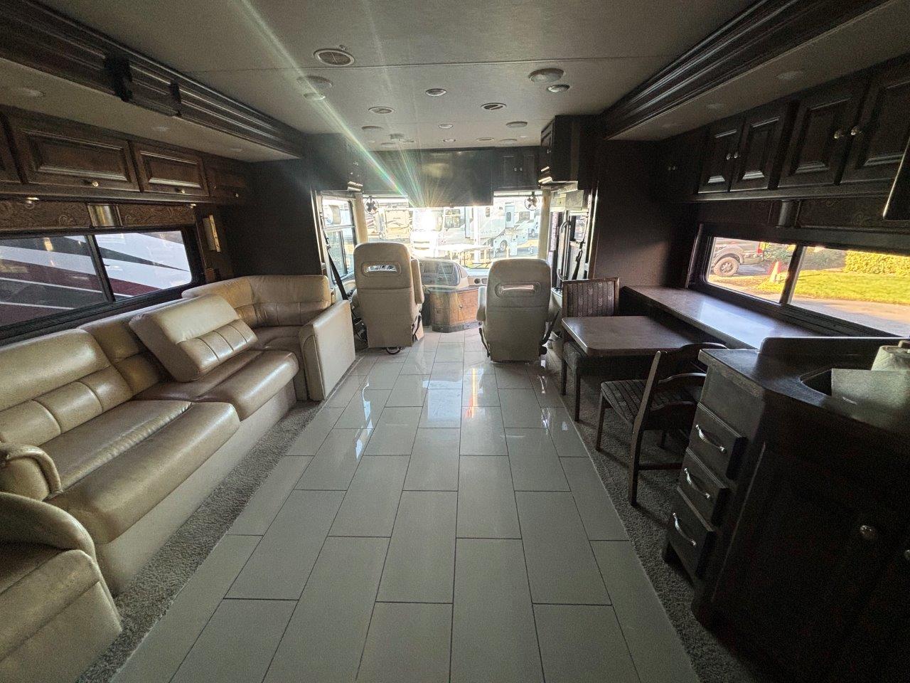 2016 Tiffin Allegro RED 33AA - Image 8