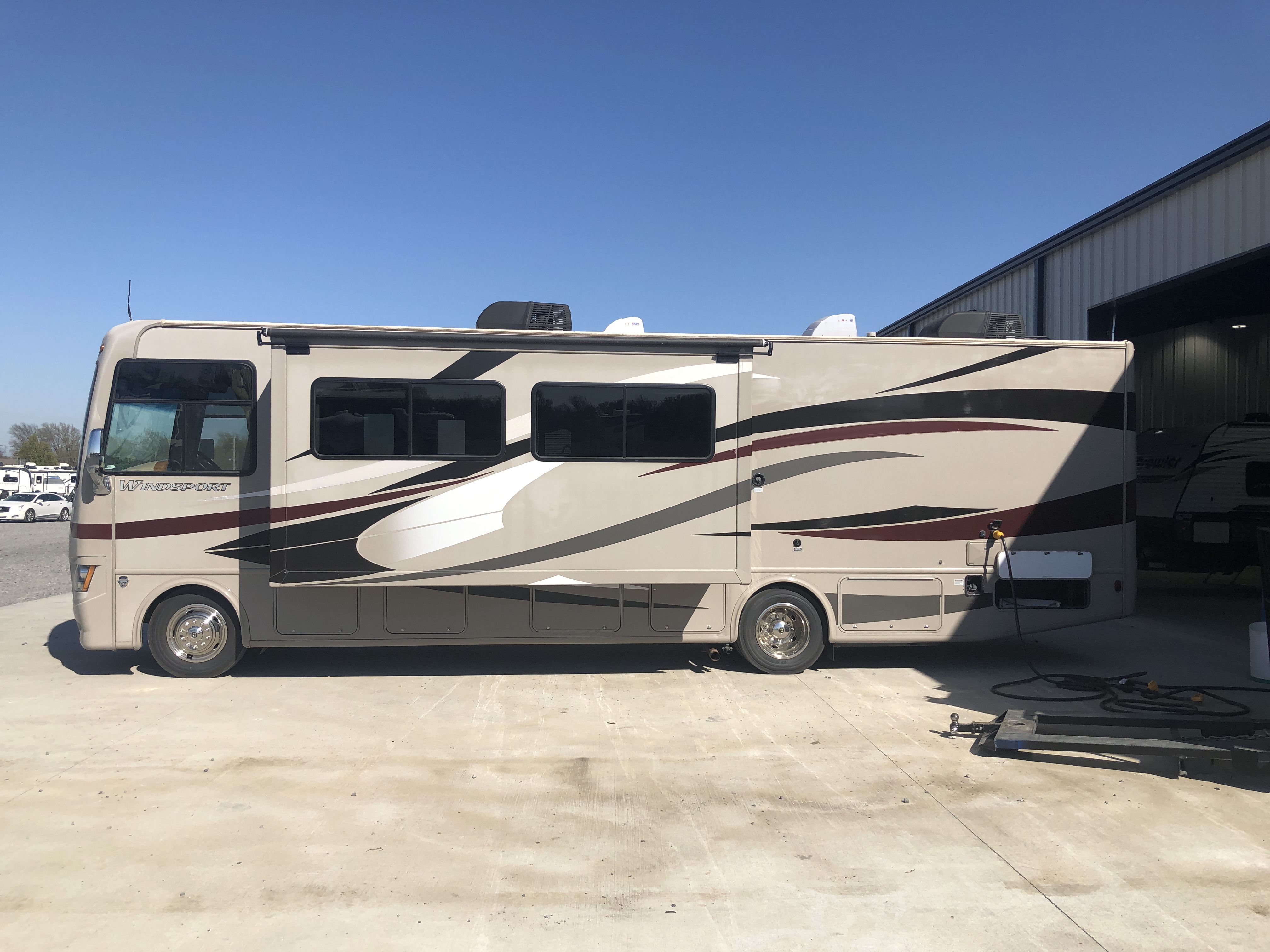 2013 Thor Motor Coach Windsport 32A - Image 22