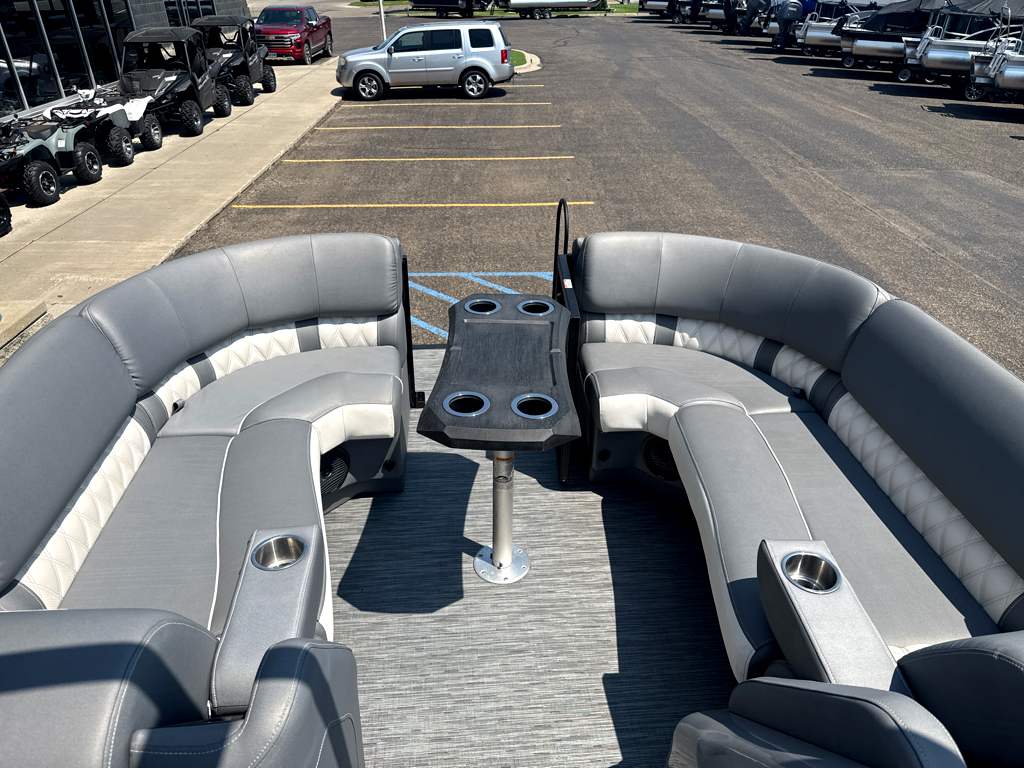 2022 Bennington 23RFBA - Image 25
